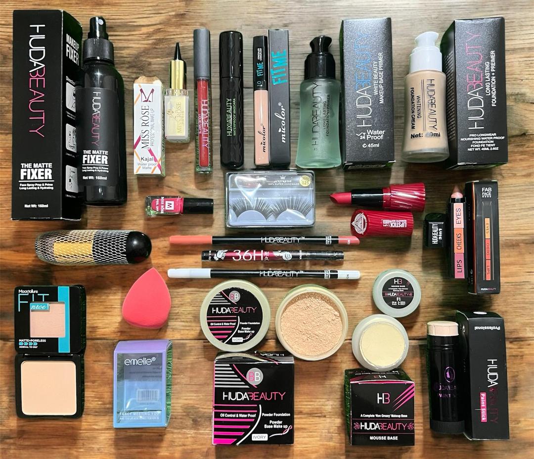 Ultimate Makeup Deal - 20 in 1 Comprehensive Beauty Set